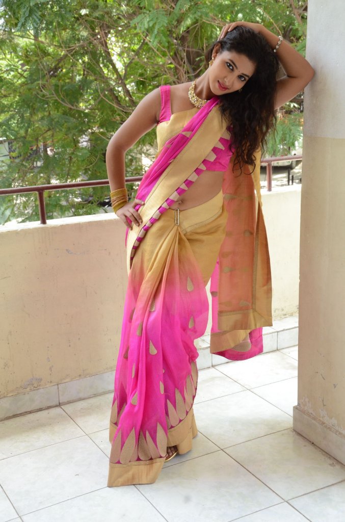 Actress Pavani Photo Gallery