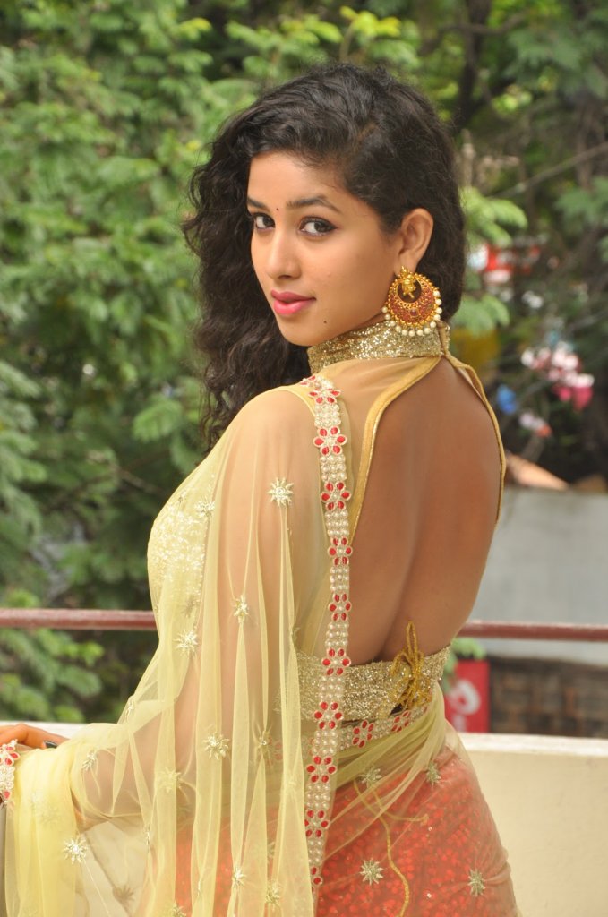 Actress Pavani Photo Gallery