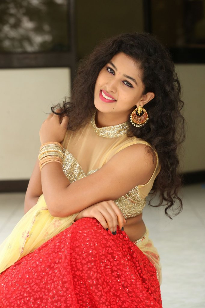 Actress Pavani Photo Gallery