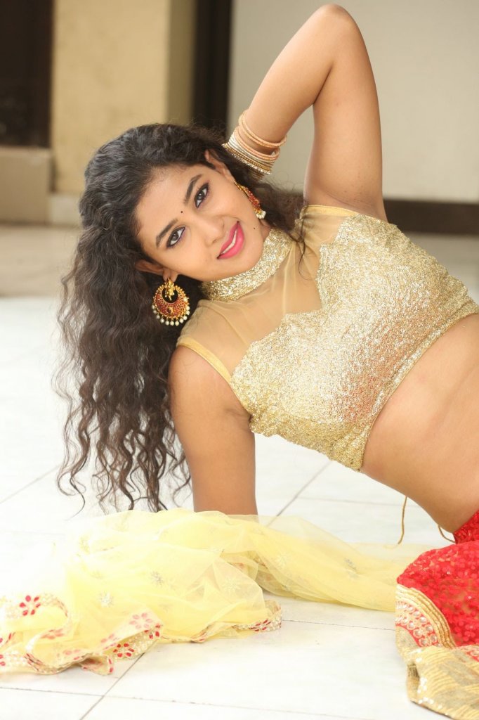 Actress Pavani Photo Gallery