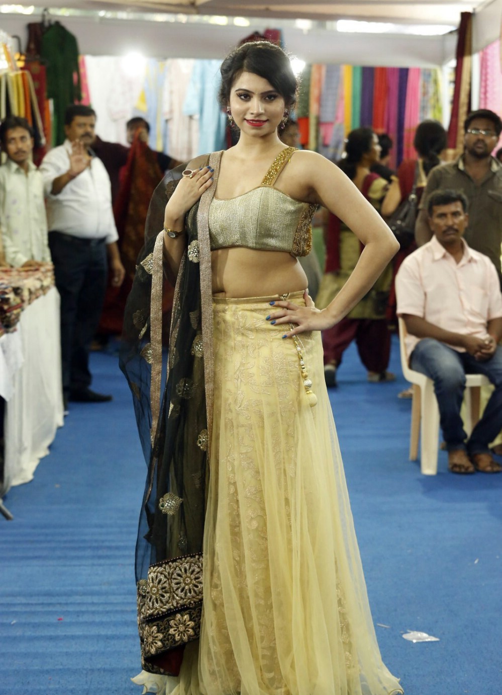 Priyanka-at-National-Silk-Expo-Launch-125146