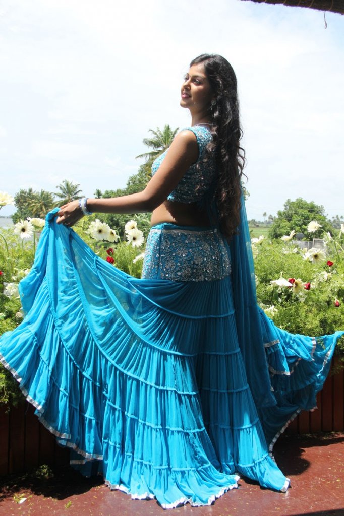 Monal Gajjar