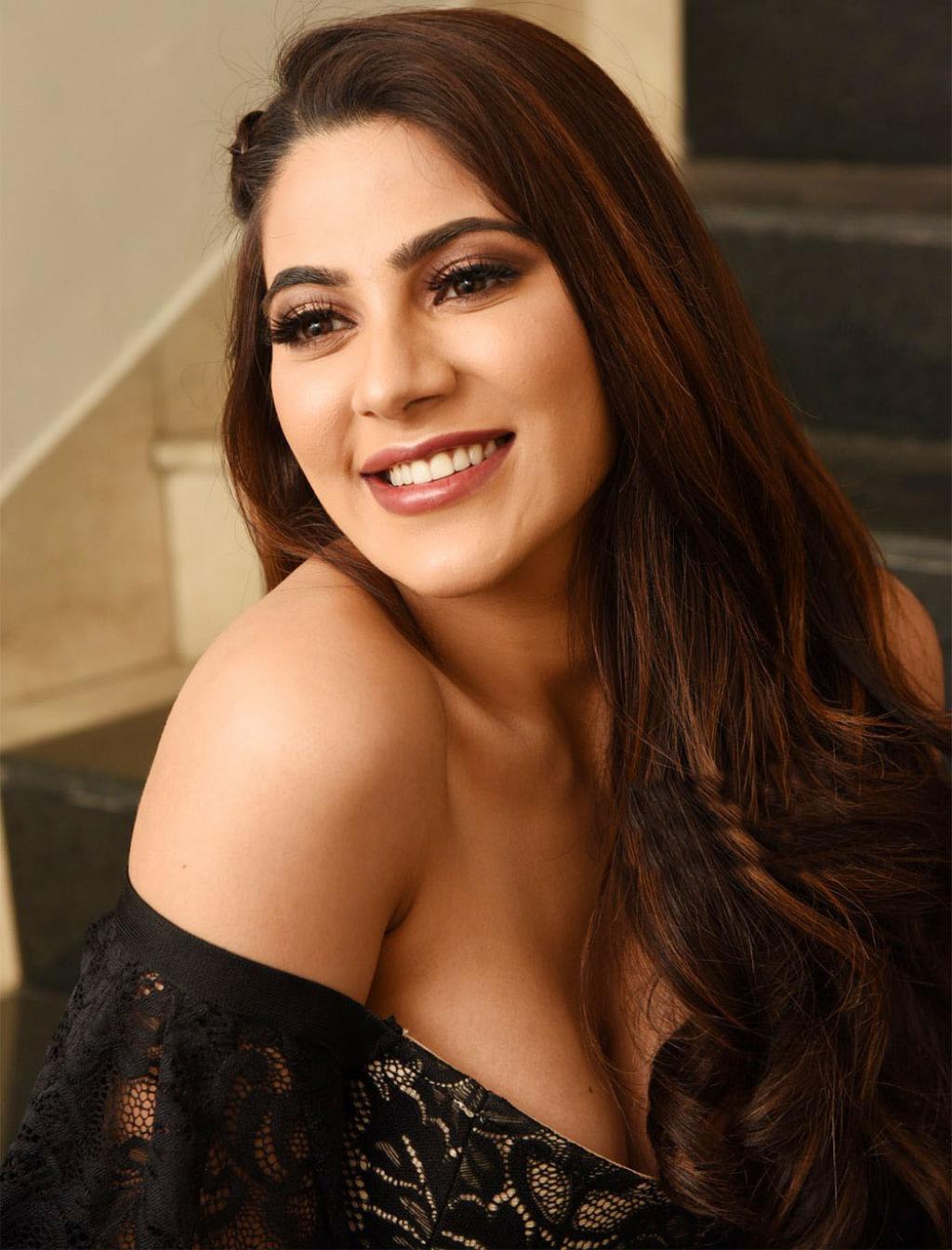 Actress Nikki Tamboli