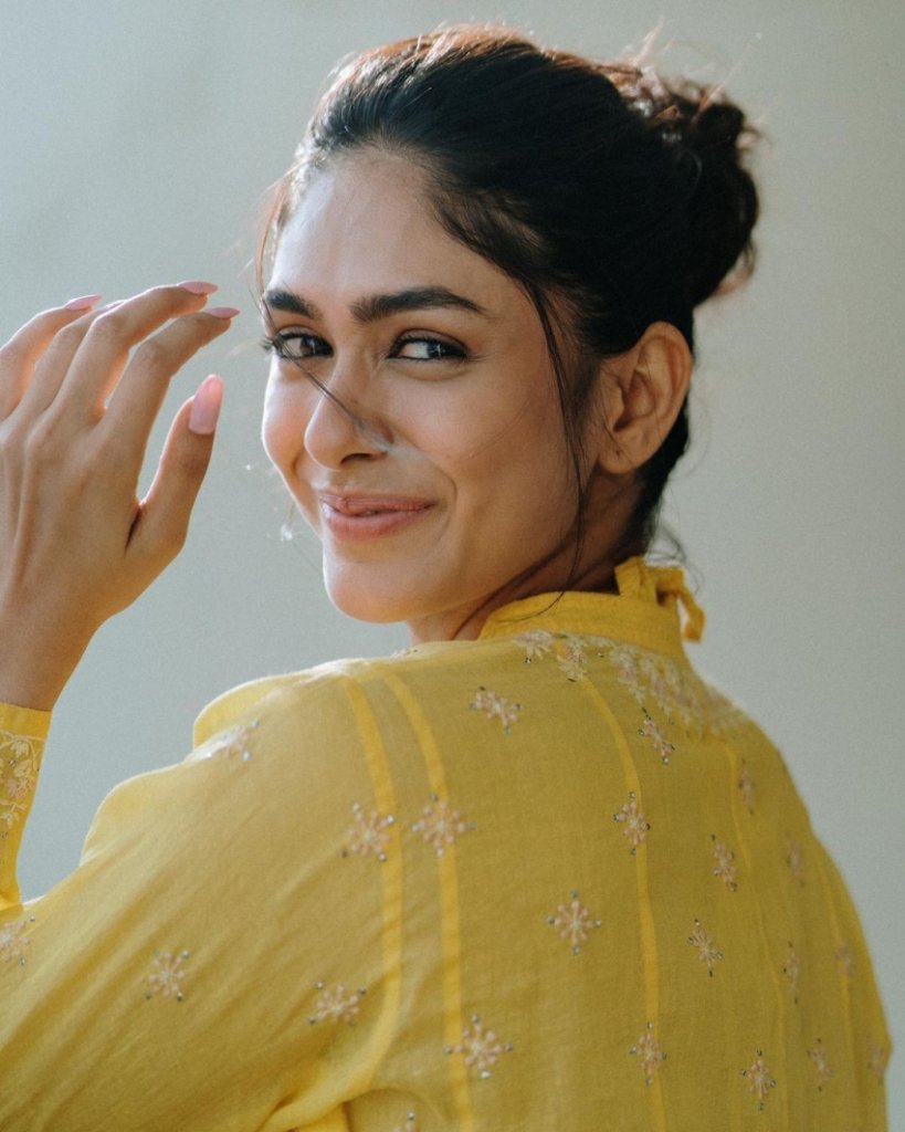 Mrunal Thakur