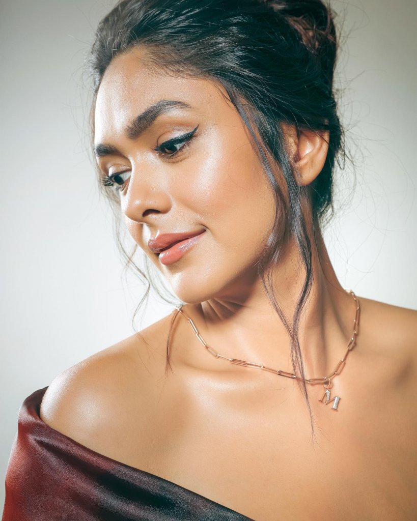 Mrunal Thakur