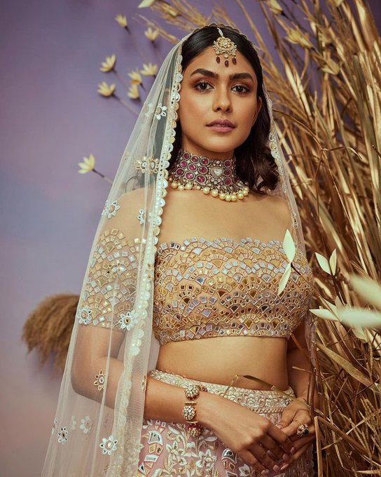 Mrunal Thakur