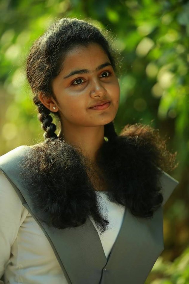 actress anupama parameshwaran stills- 5609