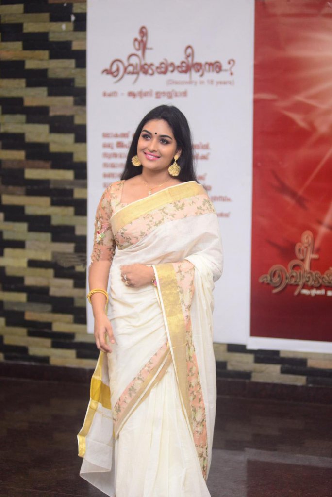 Prayaga-Martin-at-Jaycey-Foundation-Awards-2017-9