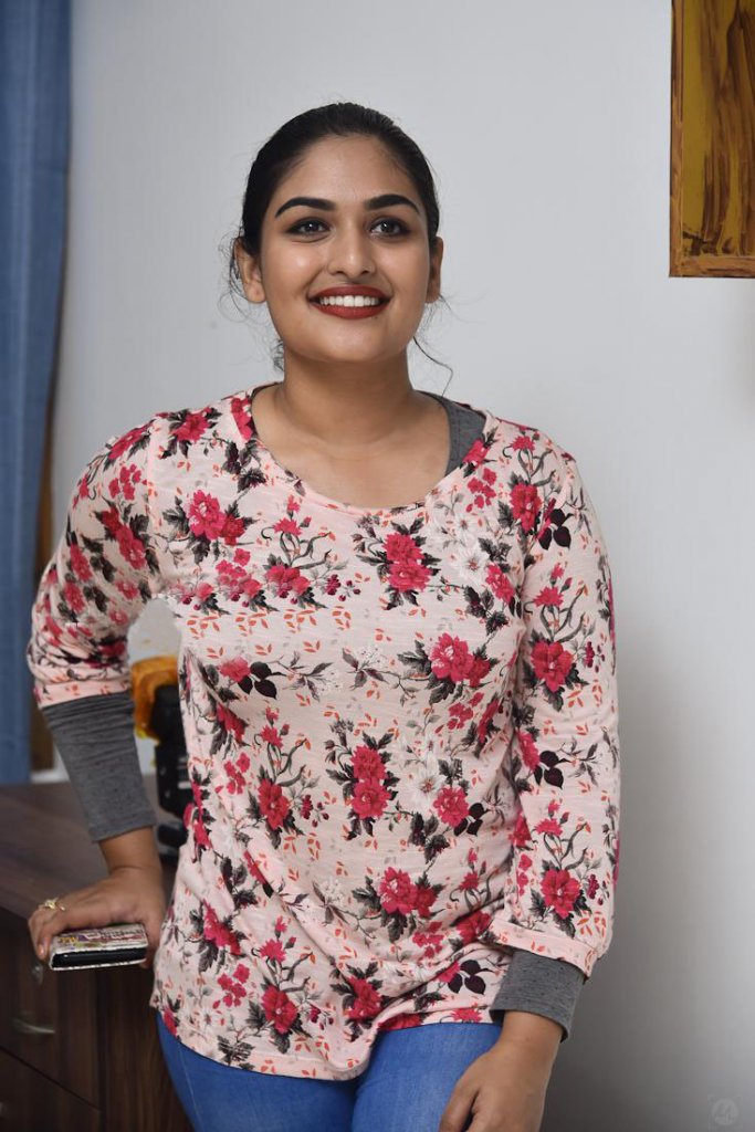 Prayaga-Martin-stills-6