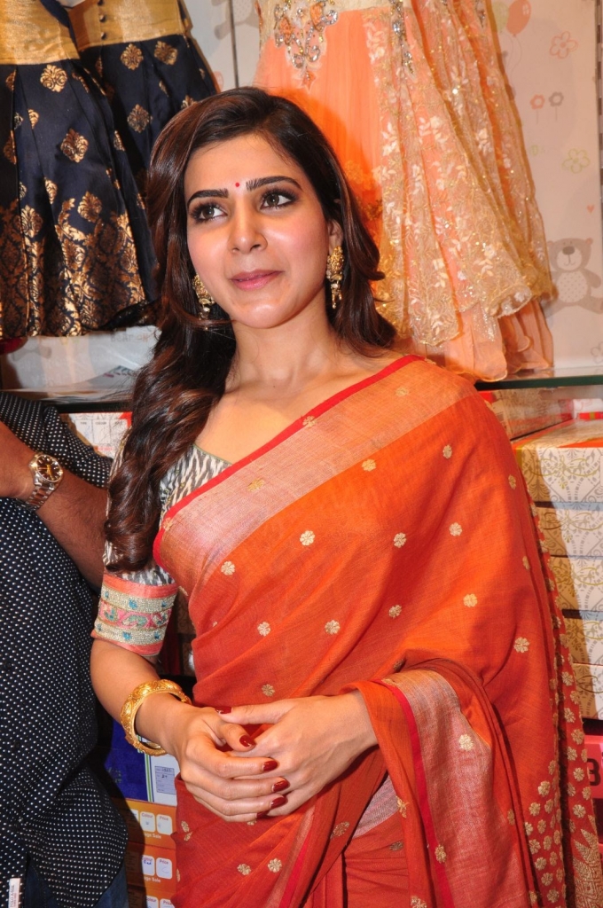 samantha-at-southindia-shopping-mall-001