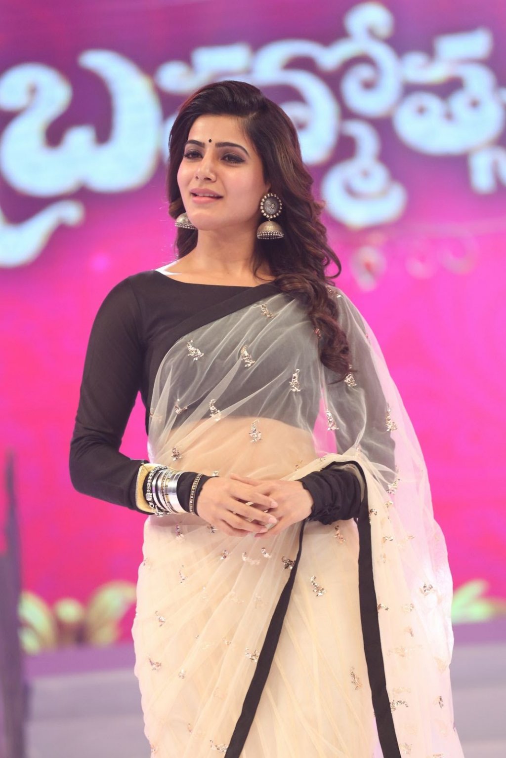 samantha-gorgeous-at-brahmotsavam-audio-031