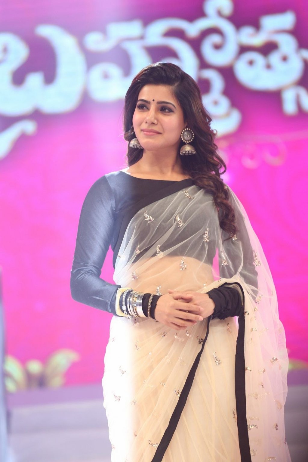 samantha-gorgeous-at-brahmotsavam-audio-035