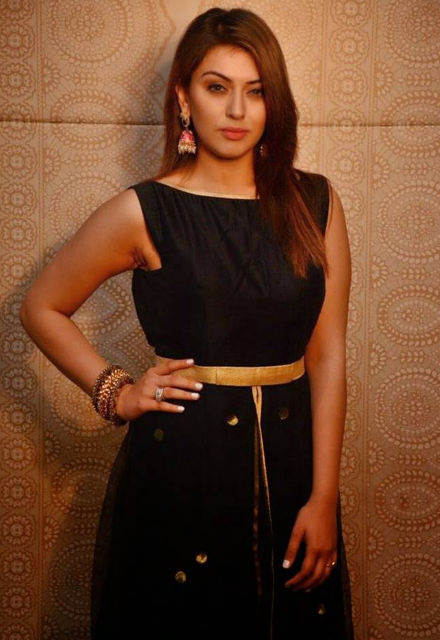 hansika-new-04