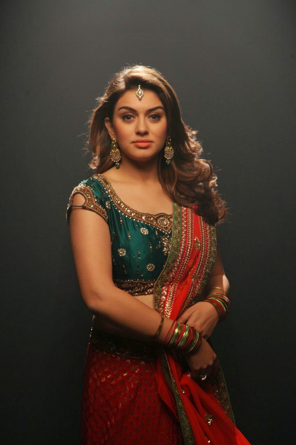 Hansika-photos-Romeo-Juliet-003