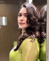 Mrunal Thakur