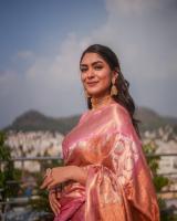 Mrunal Thakur