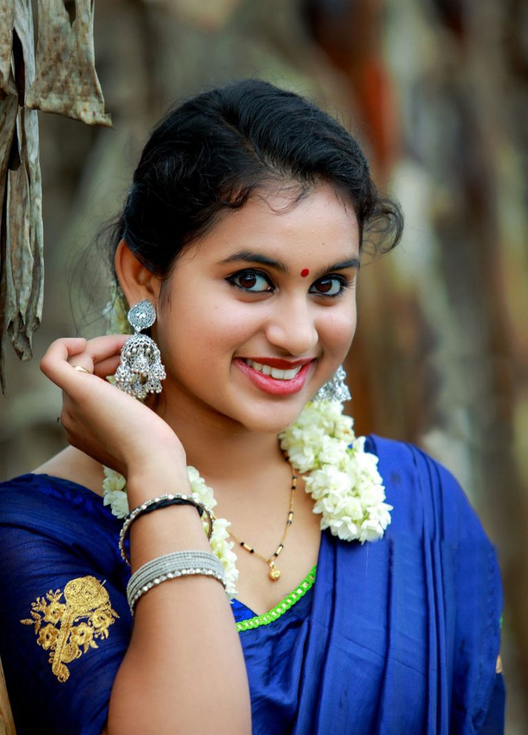 Actress Diya Rose Glam Photoshoot Gallery | Kerala Lives